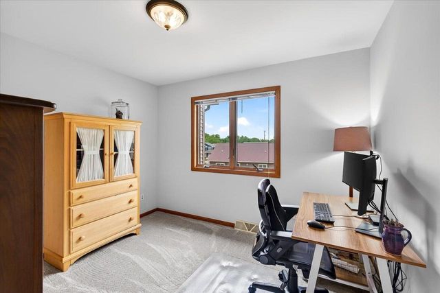 209 W Gonstead Road, Mount Horeb, WI 53572