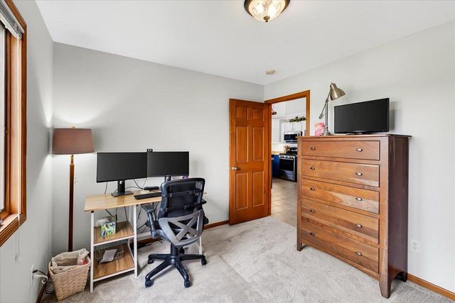 209 W Gonstead Road, Mount Horeb, WI 53572