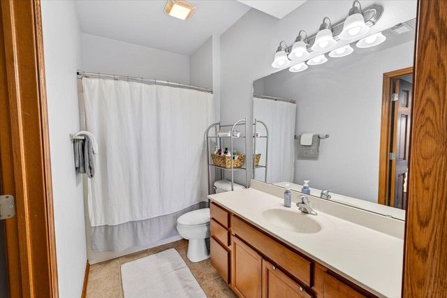 209 W Gonstead Road, Mount Horeb, WI 53572