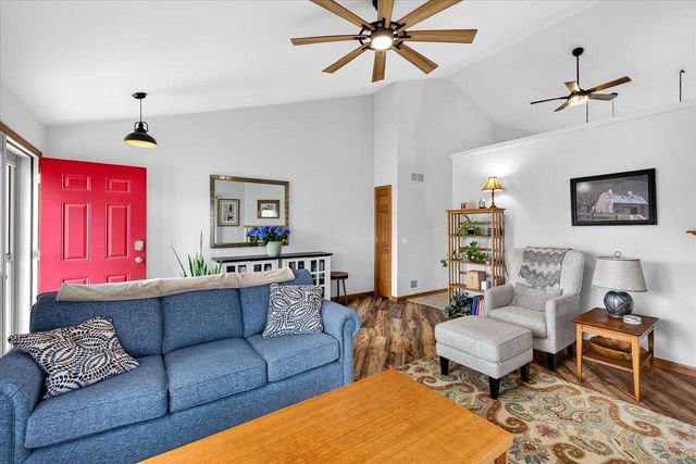 209 W Gonstead Road, Mount Horeb, WI 53572