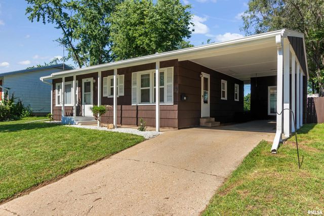 109 N 19TH Street, Pekin, IL 61554