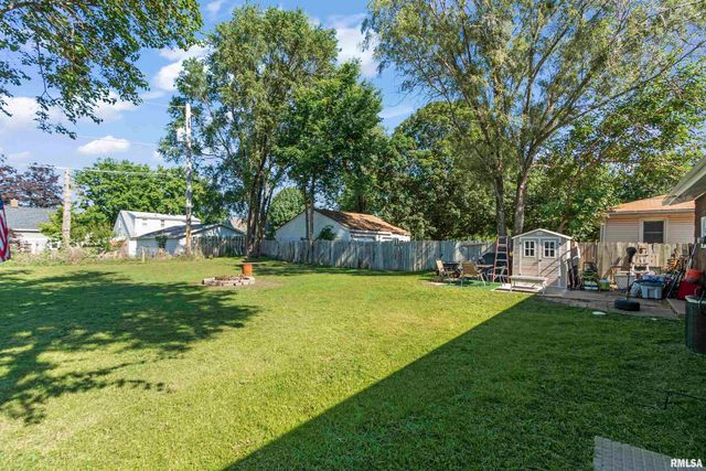 109 N 19TH Street, Pekin, IL 61554