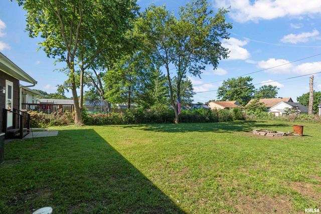 109 N 19TH Street, Pekin, IL 61554