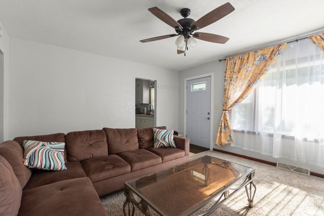 109 N 19TH Street, Pekin, IL 61554