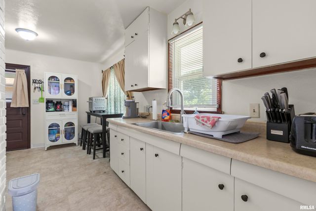 109 N 19TH Street, Pekin, IL 61554
