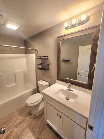 1414 Triple K Ave, Lawrenceburg, TN 38464