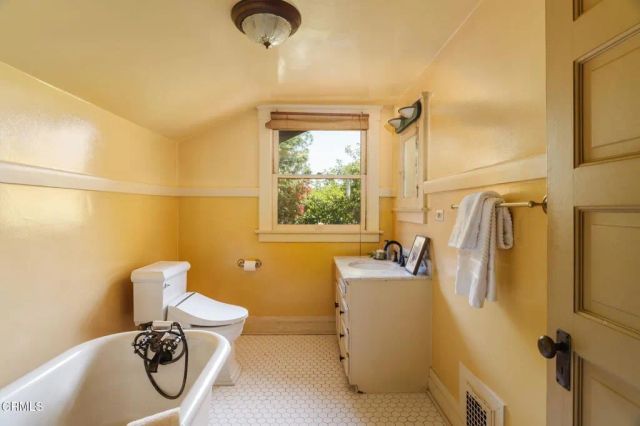 2066 Fletcher Avenue, South Pasadena, CA 91030