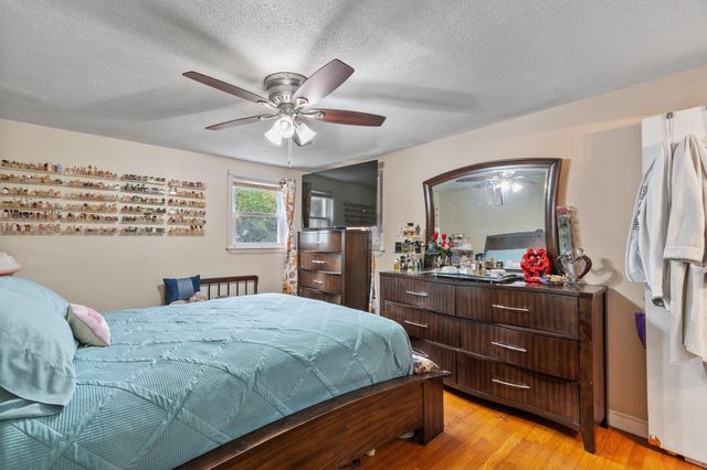 53 Cook St, Lynn, MA 01902