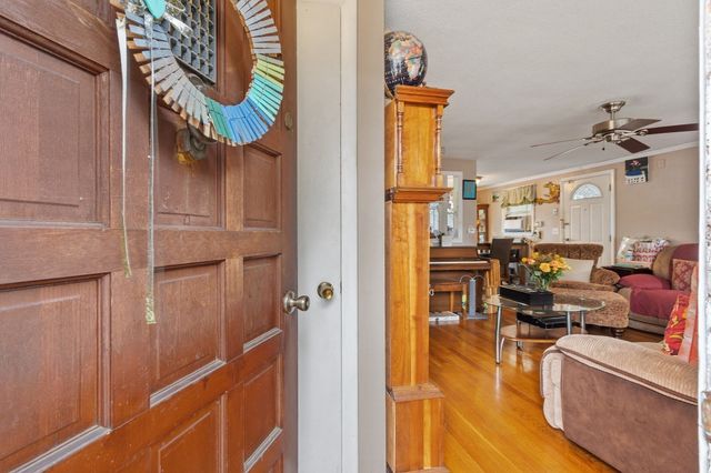 53 Cook St, Lynn, MA 01902
