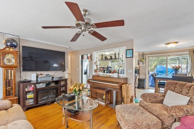 53 Cook St, Lynn, MA 01902