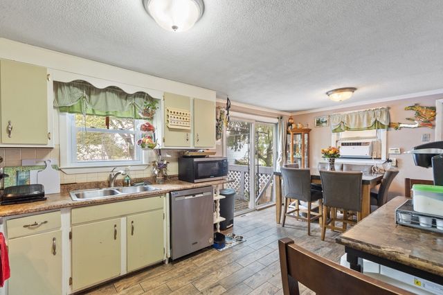 53 Cook St, Lynn, MA 01902