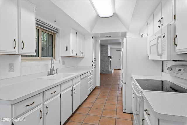 3448 N Millard Drive, Tucson, AZ 85750