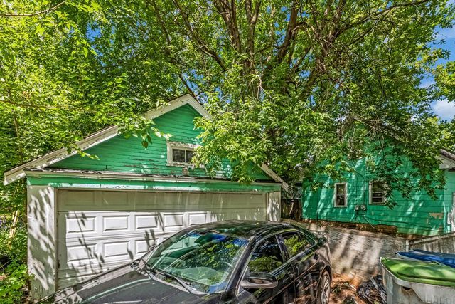 4201 W Sieben PLACE, Milwaukee, WI 53216