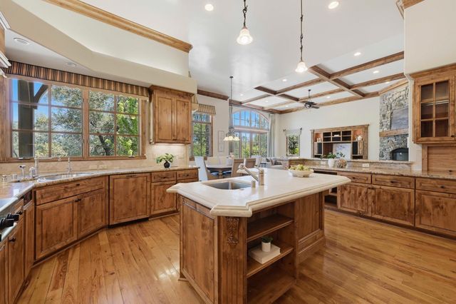 17340 Winchester Club Dr, Meadow Vista, CA 95722