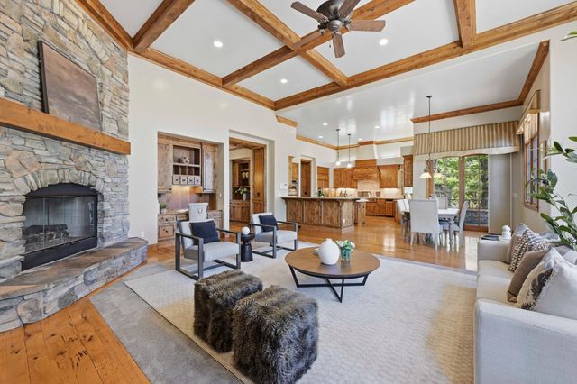 17340 Winchester Club Dr, Meadow Vista, CA 95722