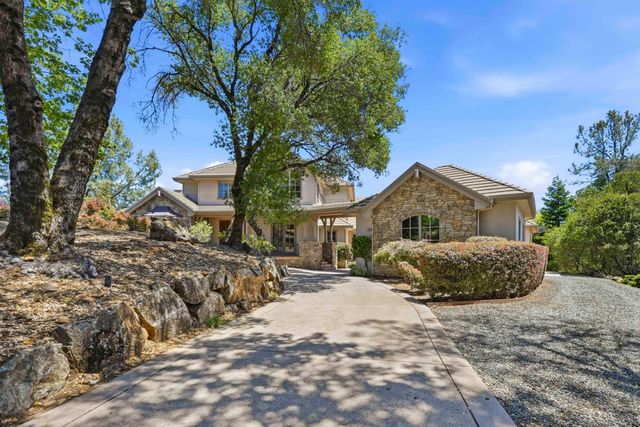 17340 Winchester Club Dr, Meadow Vista, CA 95722