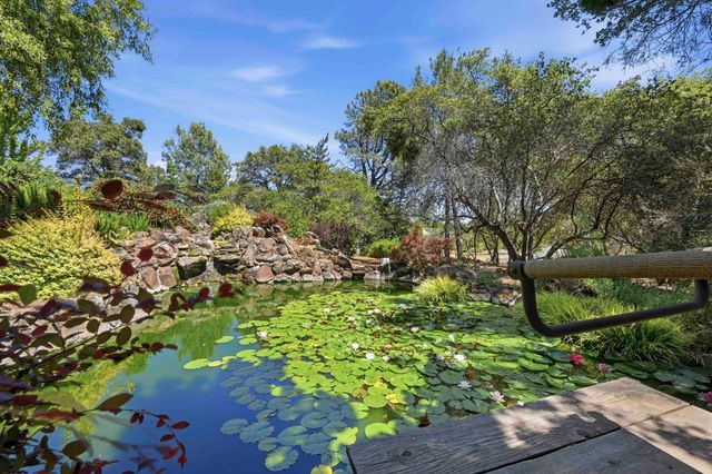 17340 Winchester Club Dr, Meadow Vista, CA 95722