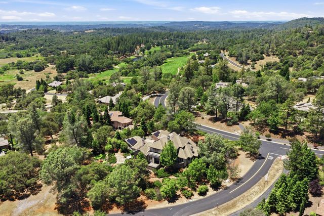17340 Winchester Club Dr, Meadow Vista, CA 95722