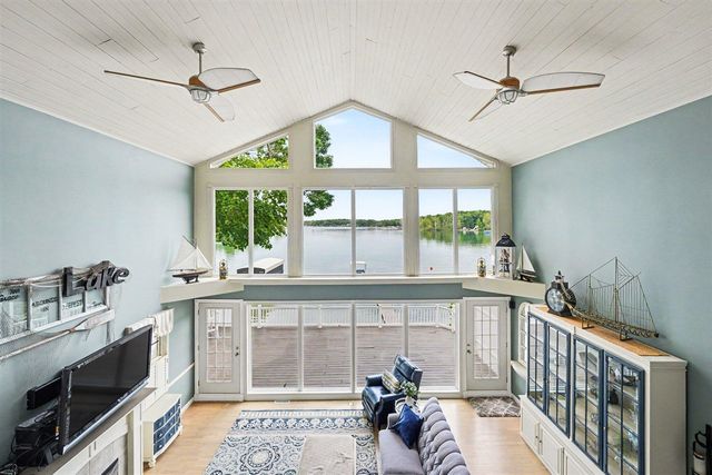 19722 Crescent Beach Road, Three Rivers, MI 49093