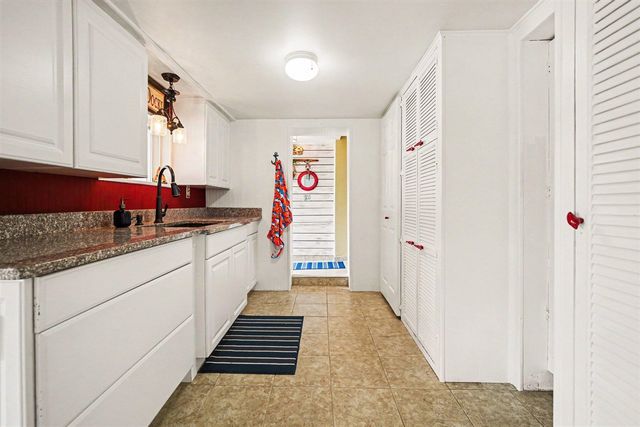 19722 Crescent Beach Road, Three Rivers, MI 49093