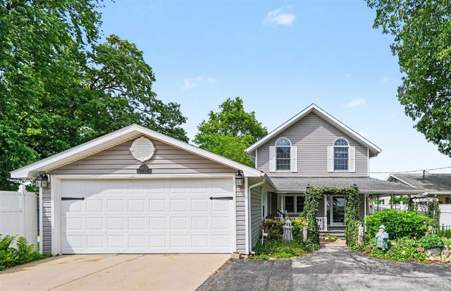 19722 Crescent Beach Road, Three Rivers, MI 49093