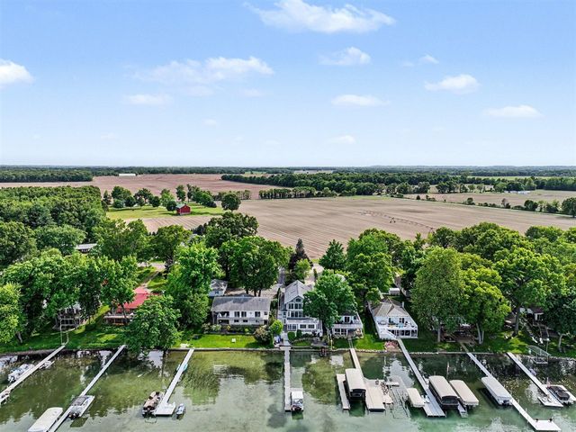 19722 Crescent Beach Road, Three Rivers, MI 49093