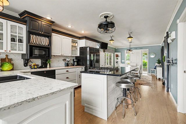 19722 Crescent Beach Road, Three Rivers, MI 49093
