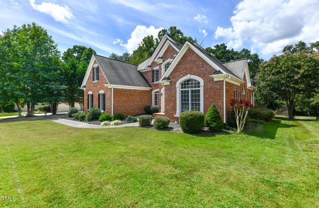 6710 Breeze Pointe Drive, Whitsett, NC 27377