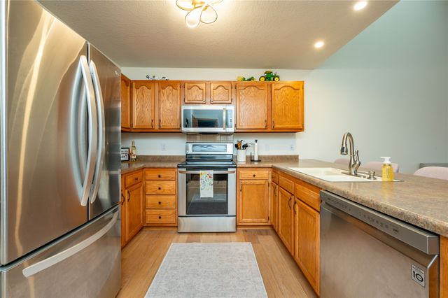 555 SE Laurel Street 2, Waukee, IA 50263