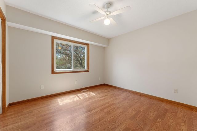 13955 Yosemite Court, Savage, MN 55378