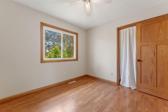 13955 Yosemite Court, Savage, MN 55378
