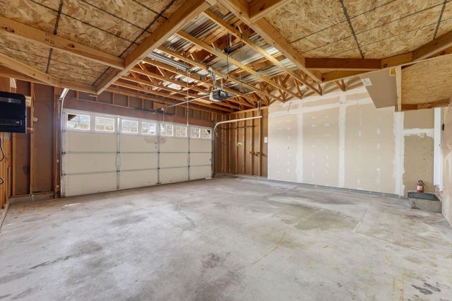 13955 Yosemite Court, Savage, MN 55378