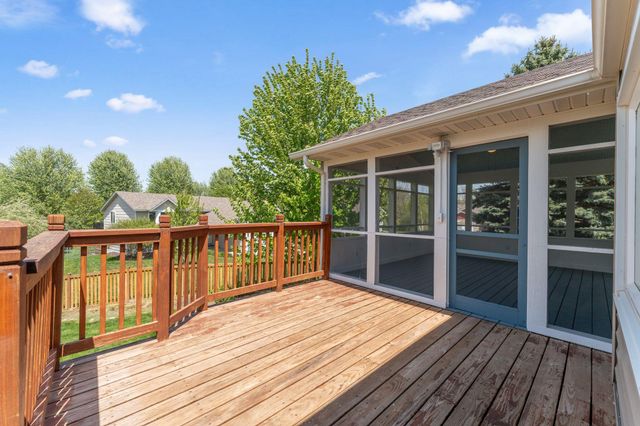 13955 Yosemite Court, Savage, MN 55378