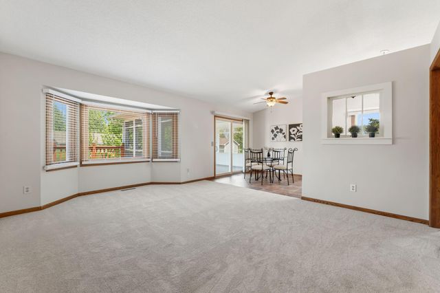 13955 Yosemite Court, Savage, MN 55378