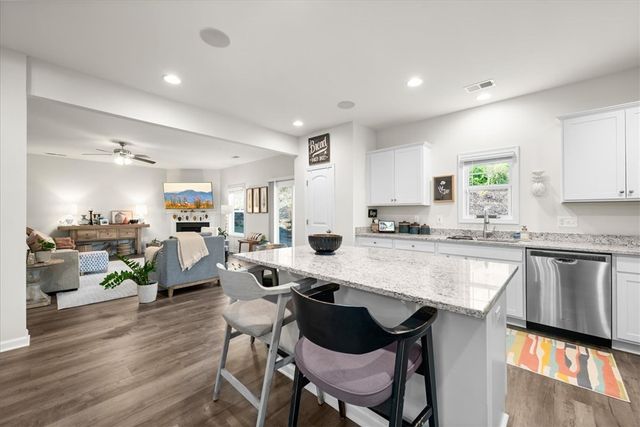 216 Carvel Trail, Seneca, SC 29678