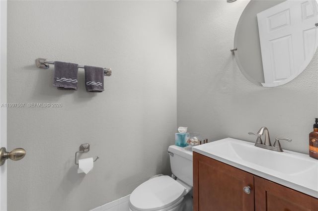 317 SW 191st Ter, Pembroke Pines, FL 33029