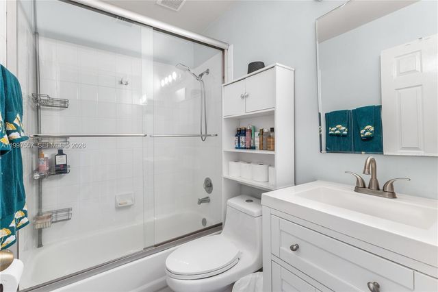 317 SW 191st Ter, Pembroke Pines, FL 33029