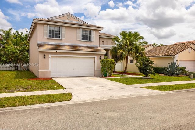 317 SW 191st Ter, Pembroke Pines, FL 33029