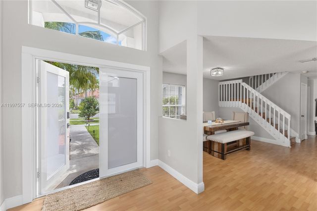 317 SW 191st Ter, Pembroke Pines, FL 33029