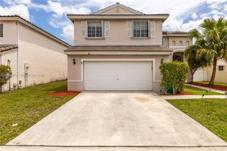 317 SW 191st Ter, Pembroke Pines, FL 33029