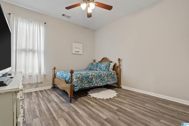 1009 PINE VALLEY DRIVE, Calera, AL 35040