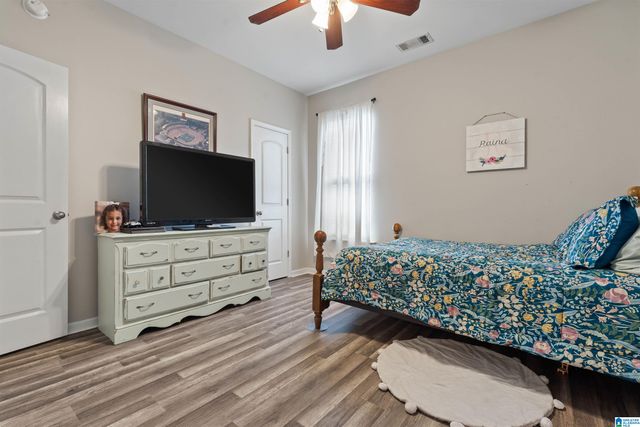 1009 PINE VALLEY DRIVE, Calera, AL 35040