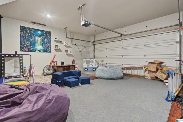 1009 PINE VALLEY DRIVE, Calera, AL 35040