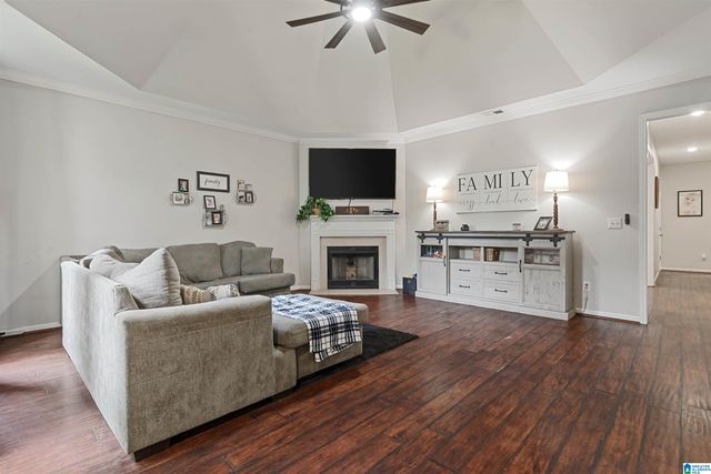 1009 PINE VALLEY DRIVE, Calera, AL 35040