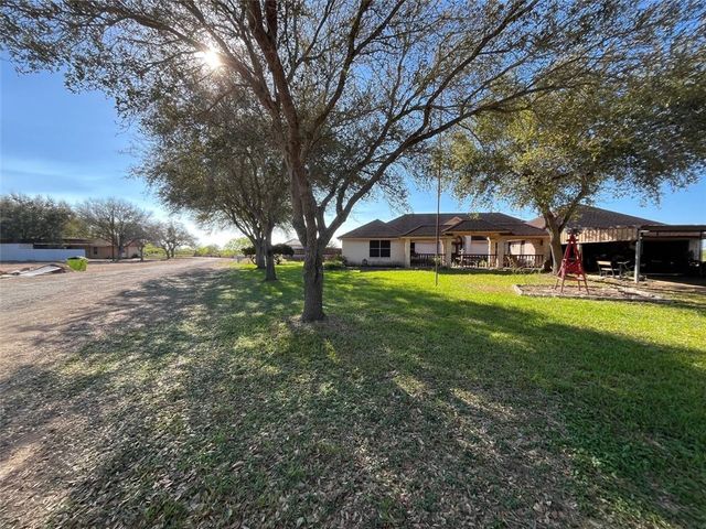 911 SW 11th St, Premont, TX 78375