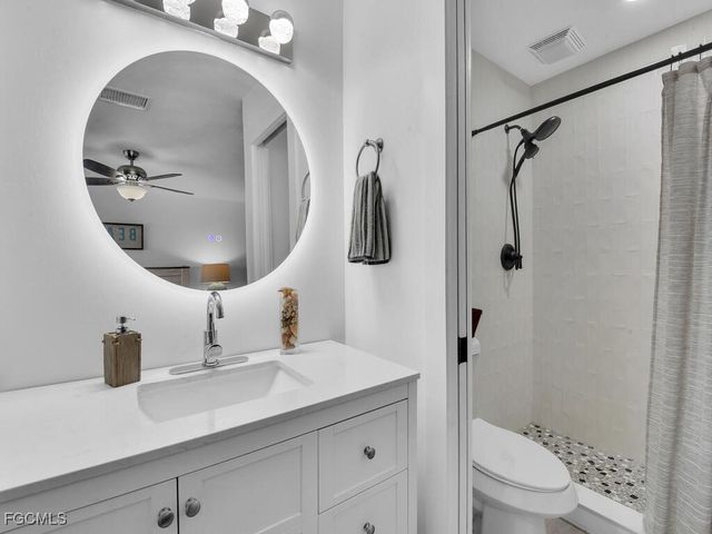 1027 SE 46th LN 2A, Cape Coral, FL 33904