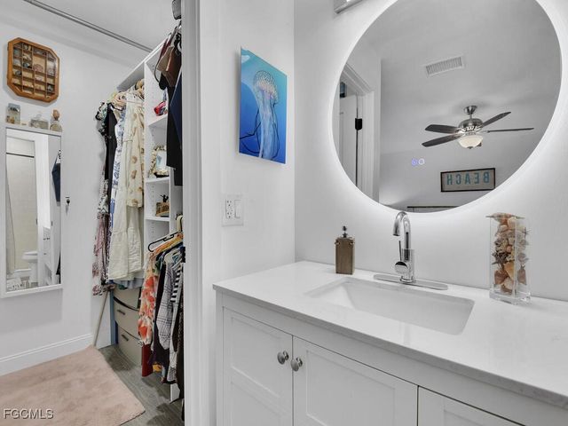 1027 SE 46th LN 2A, Cape Coral, FL 33904