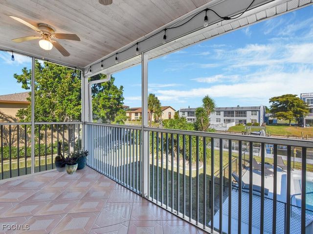 1027 SE 46th LN 2A, Cape Coral, FL 33904