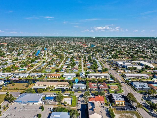 1027 SE 46th LN 2A, Cape Coral, FL 33904