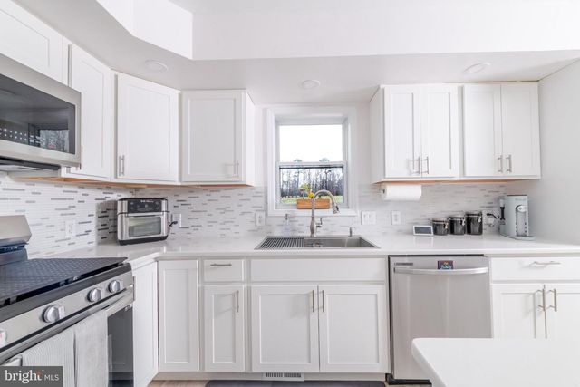 4638 THELMA AVE, Mays Landing, NJ 08330